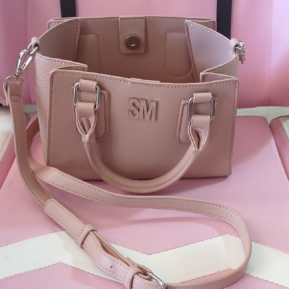 Steve Madden Handbags - Steve Madden Pink Crossbody Bag